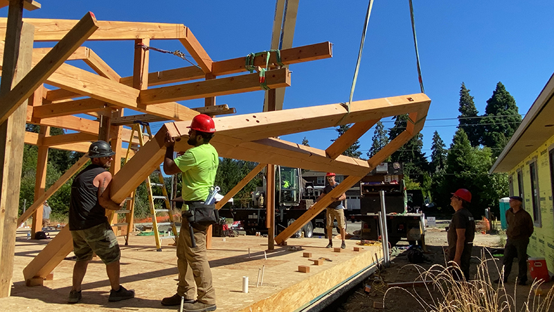 Corvalis Timber Frame Bent Lift by New Energy Works