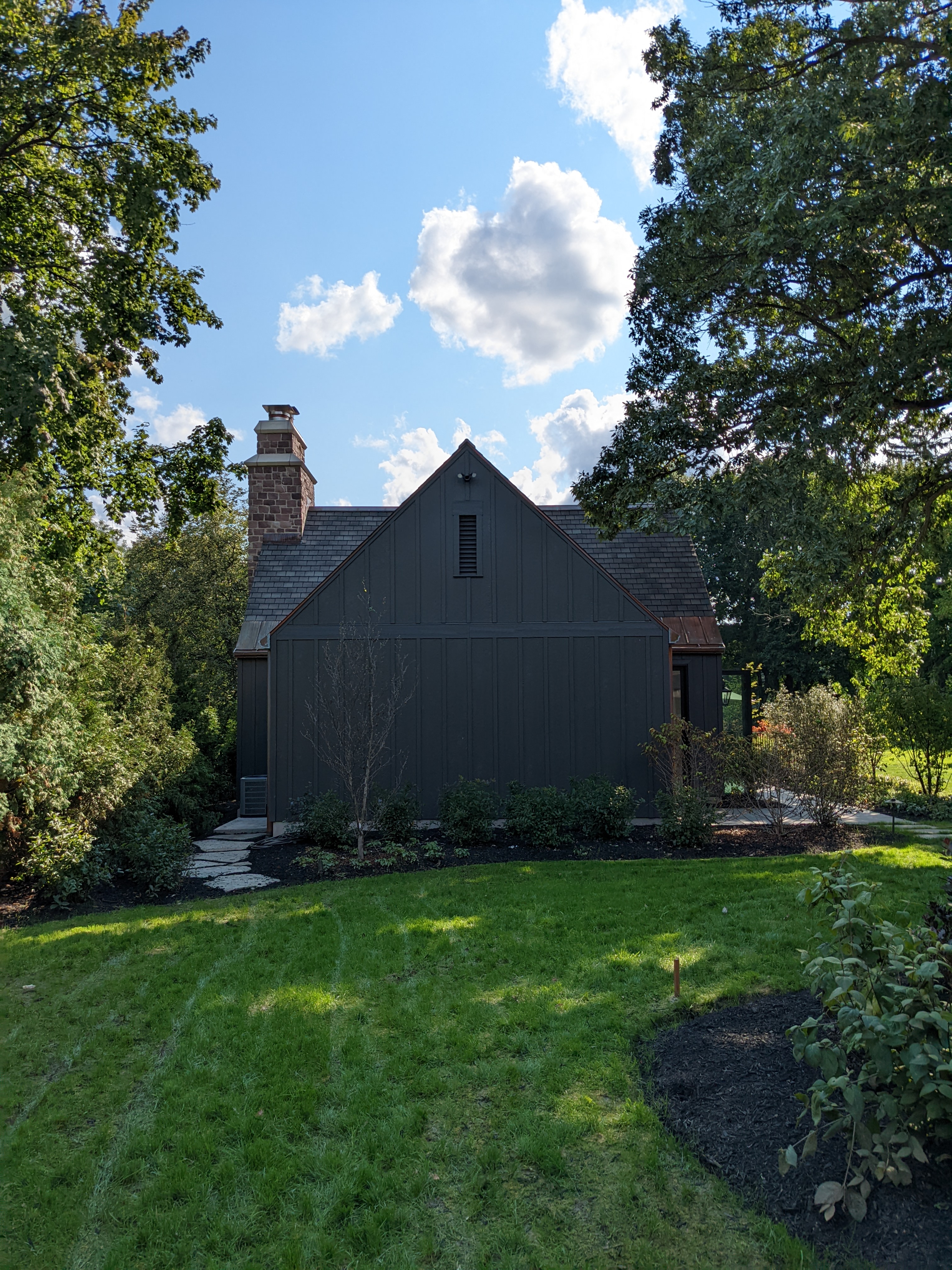 Contemporary Context – Pool House