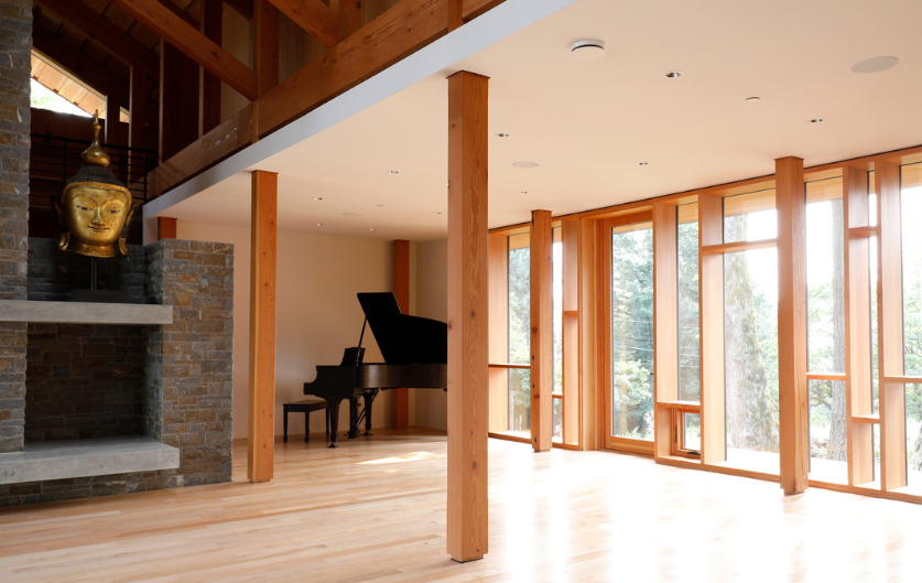 Windows by Dynamic Windows in Vancouver BC. Photo by David Papazian Photography.