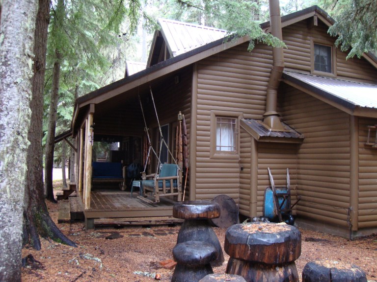 The original cabin had too many major issues–including severe mold–to make it salvageable.
