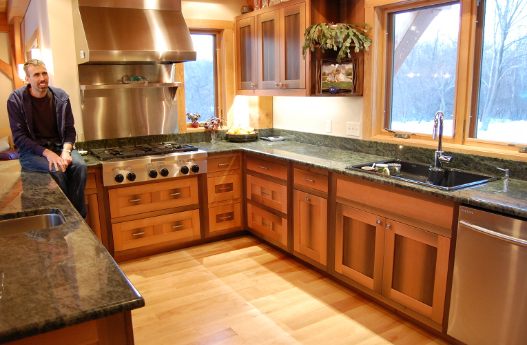 Kitchens are often the center, the heart of the home where folks eat, laugh, talk…live. Experience has taught us that custom cabinetry with quality, durable hardware makes these spaces all the more inviting.
